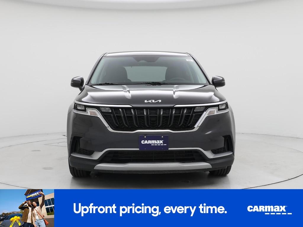 used 2024 Kia Carnival car, priced at $30,998