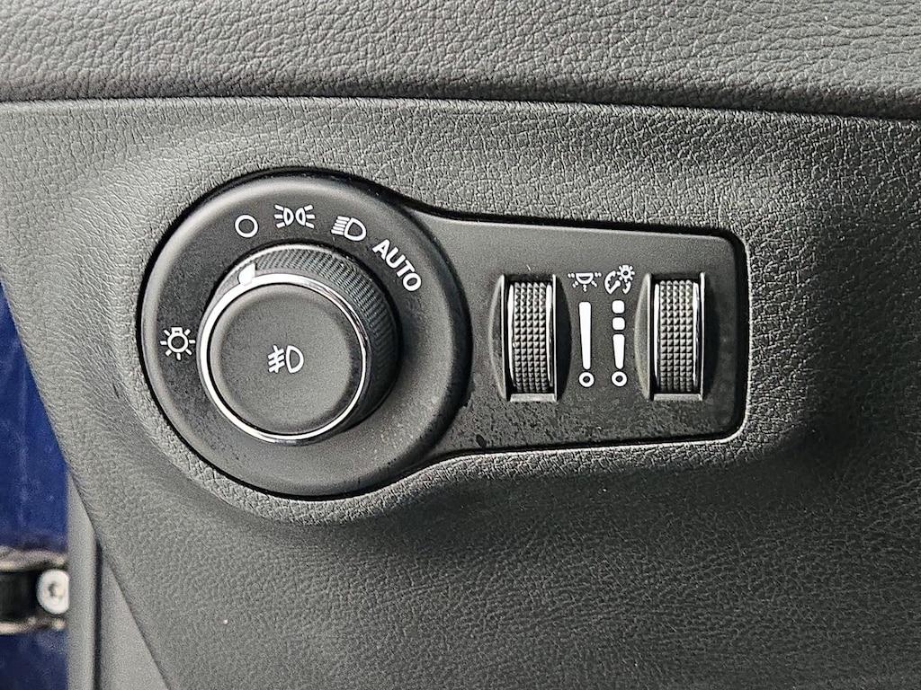 used 2018 Jeep Compass car, priced at $14,998