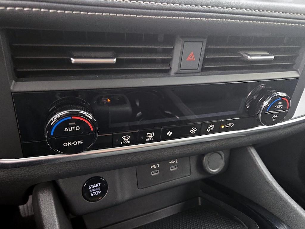 used 2024 Nissan Rogue car, priced at $23,998