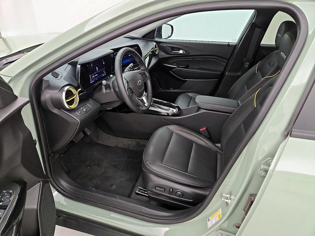 used 2025 Chevrolet Trax car, priced at $24,998