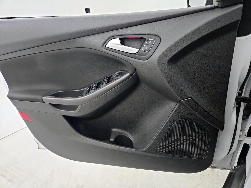 used 2015 Ford Focus car, priced at $9,998