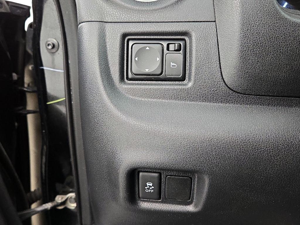 used 2017 Nissan Versa Note car, priced at $10,998