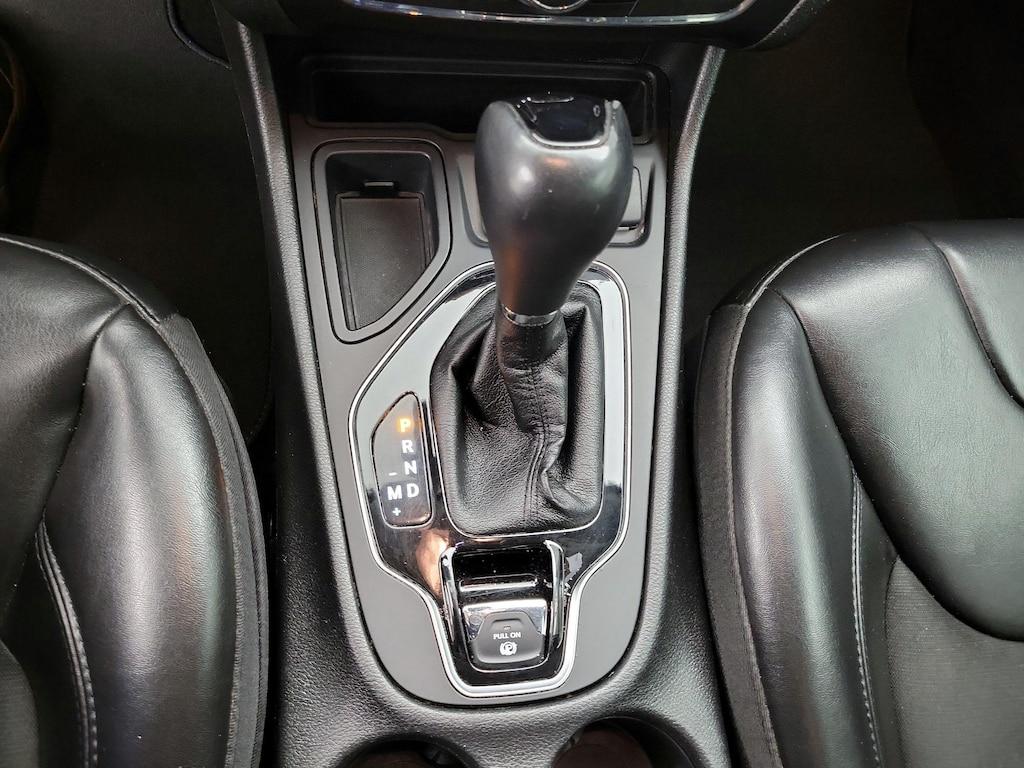 used 2020 Jeep Cherokee car, priced at $15,998