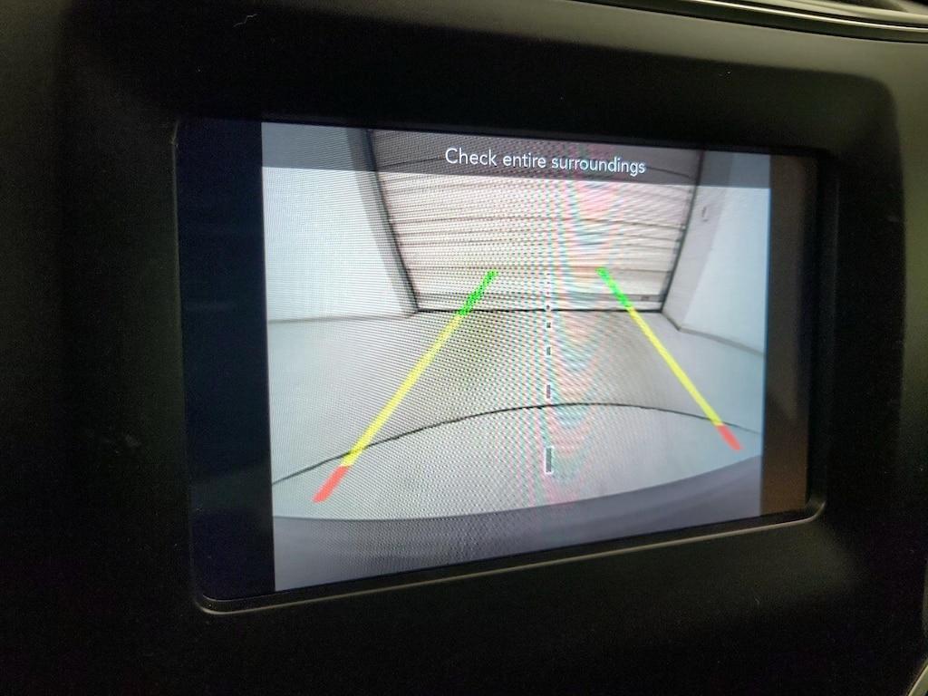 used 2020 Jeep Cherokee car, priced at $15,998