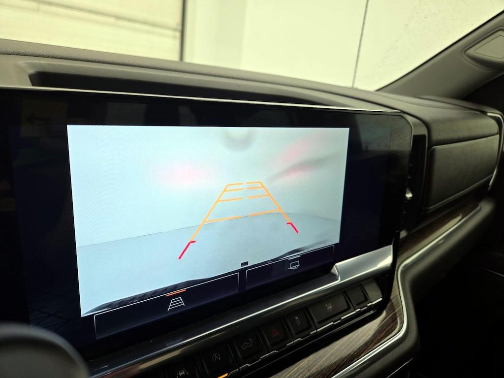 used 2023 GMC Sierra 1500 car, priced at $35,998