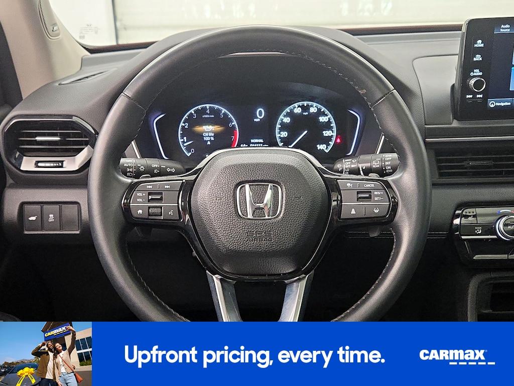used 2025 Honda Pilot car, priced at $41,998