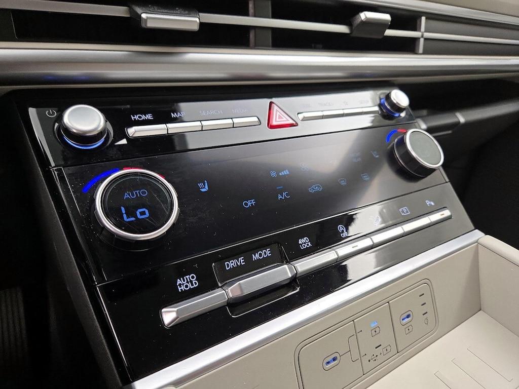 used 2025 Hyundai Santa Fe car, priced at $30,998