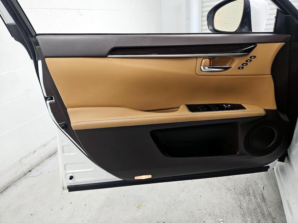 used 2018 Lexus ES 350 car, priced at $26,998