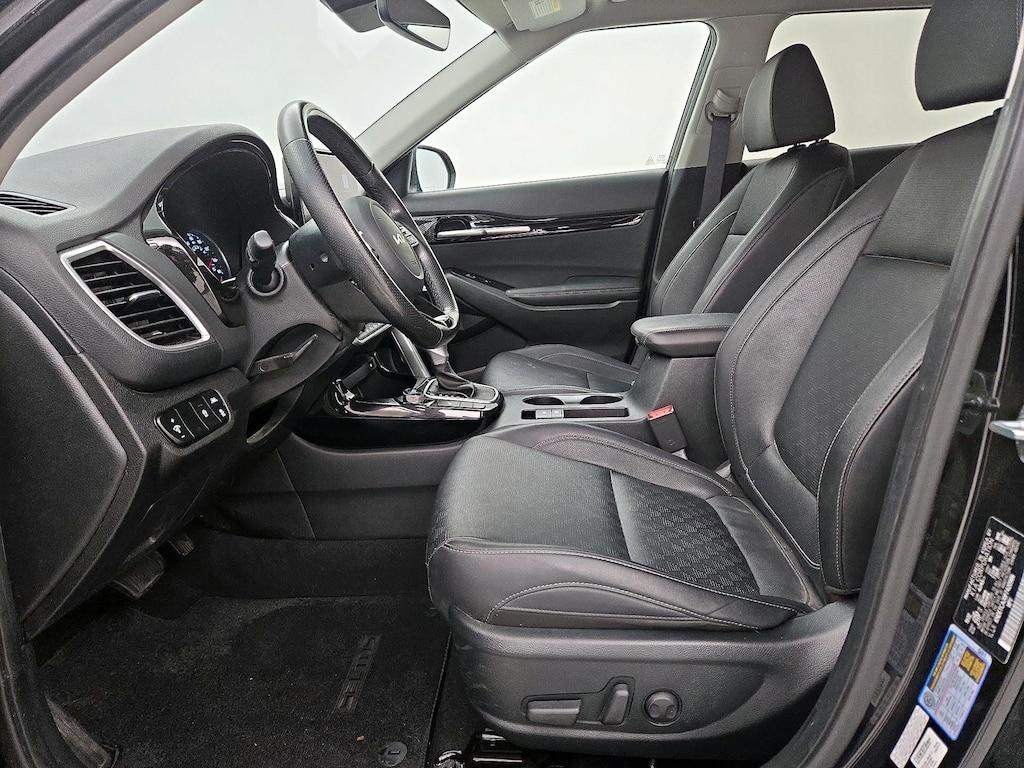 used 2023 Kia Seltos car, priced at $21,998