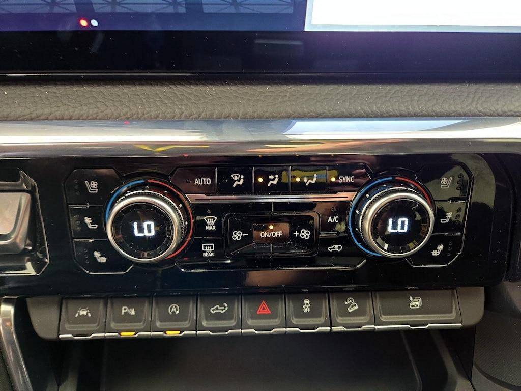 used 2023 GMC Sierra 1500 car, priced at $47,998