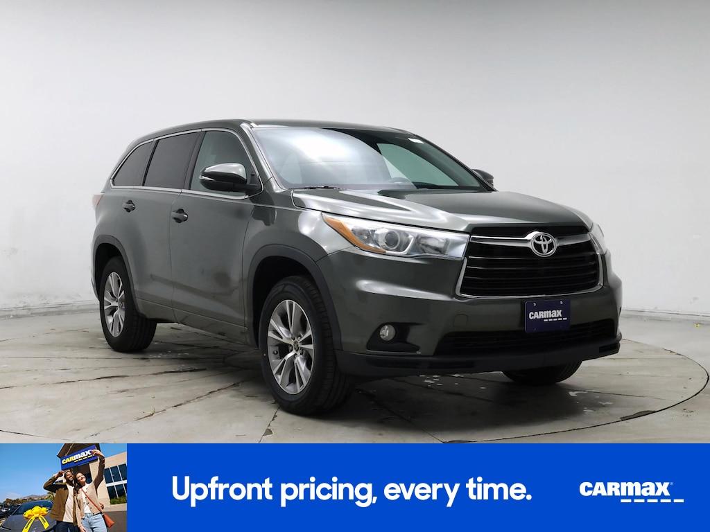 used 2016 Toyota Highlander car, priced at $17,998