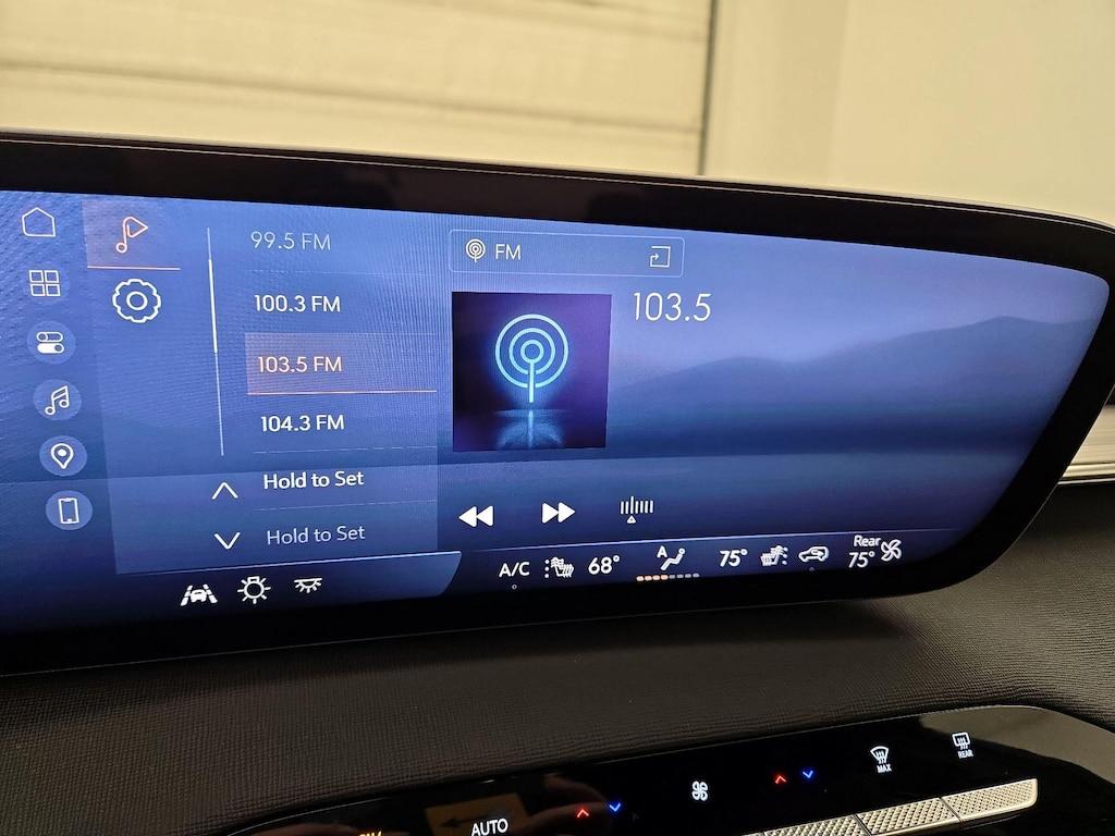 used 2025 Buick Enclave car, priced at $35,998