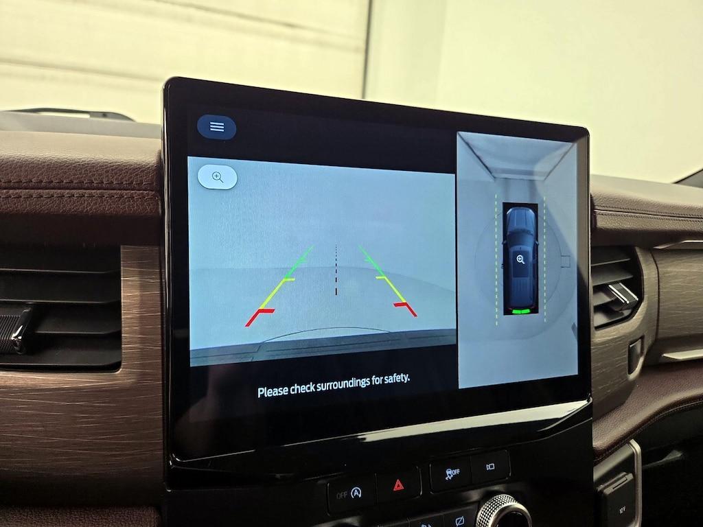 used 2024 Ford Expedition car, priced at $48,998