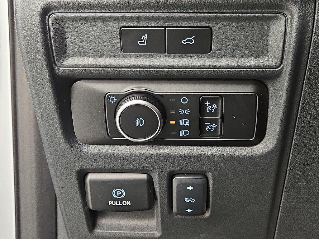 used 2024 Ford Expedition car, priced at $48,998