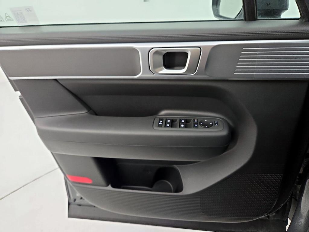 used 2025 Hyundai Santa Fe car, priced at $31,998