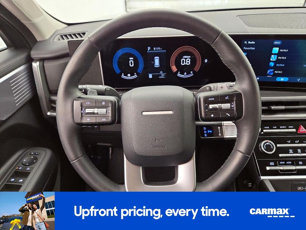used 2025 Hyundai Santa Fe car, priced at $31,998