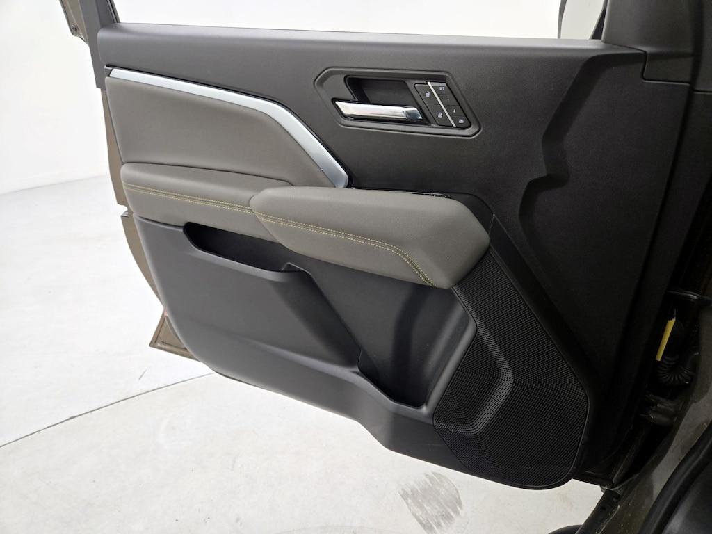 used 2025 Chevrolet Colorado car, priced at $46,998