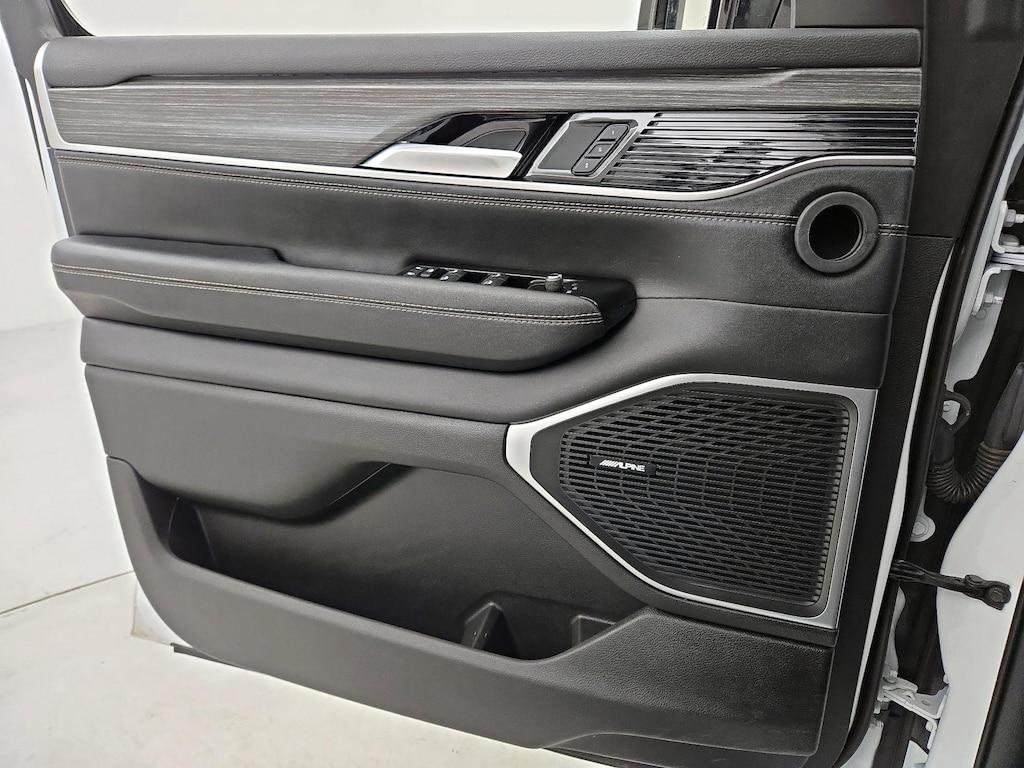 used 2024 Jeep Wagoneer L car, priced at $43,998