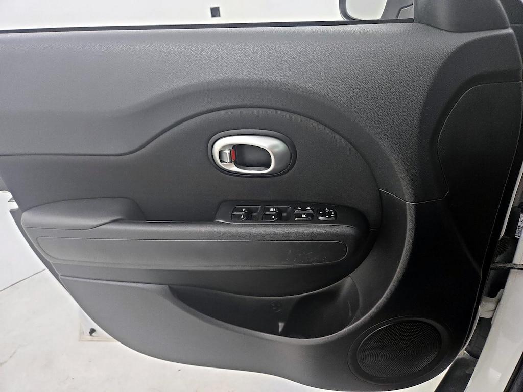 used 2015 Kia Soul car, priced at $12,998