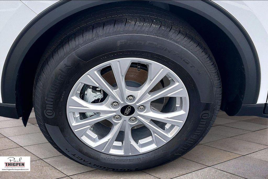 new 2026 Ford Escape car, priced at $30,226