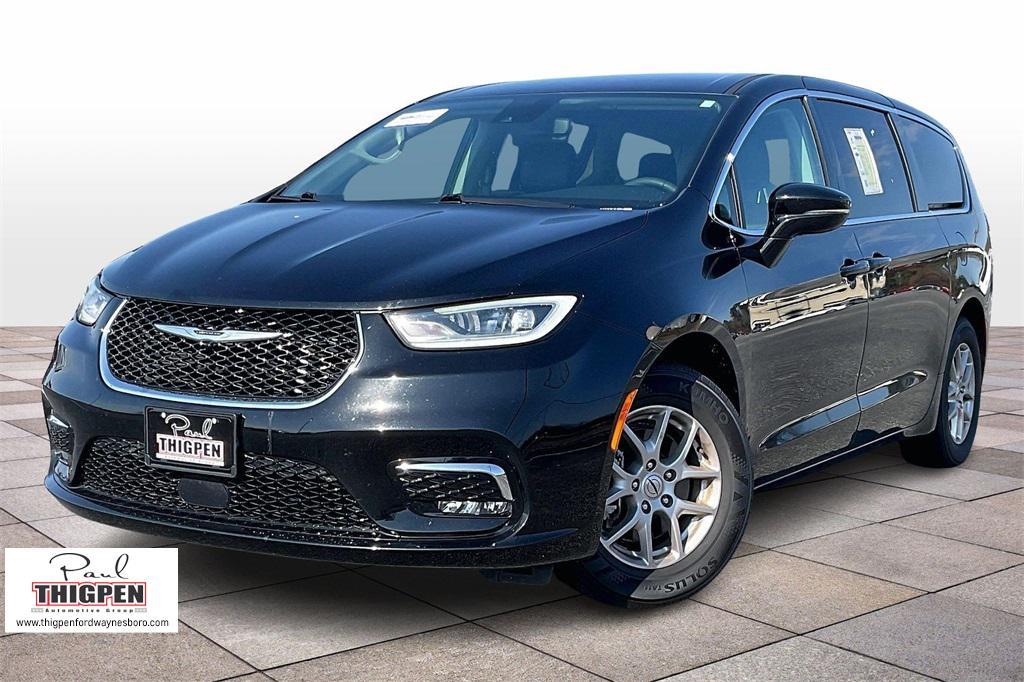 used 2024 Chrysler Pacifica car, priced at $29,243