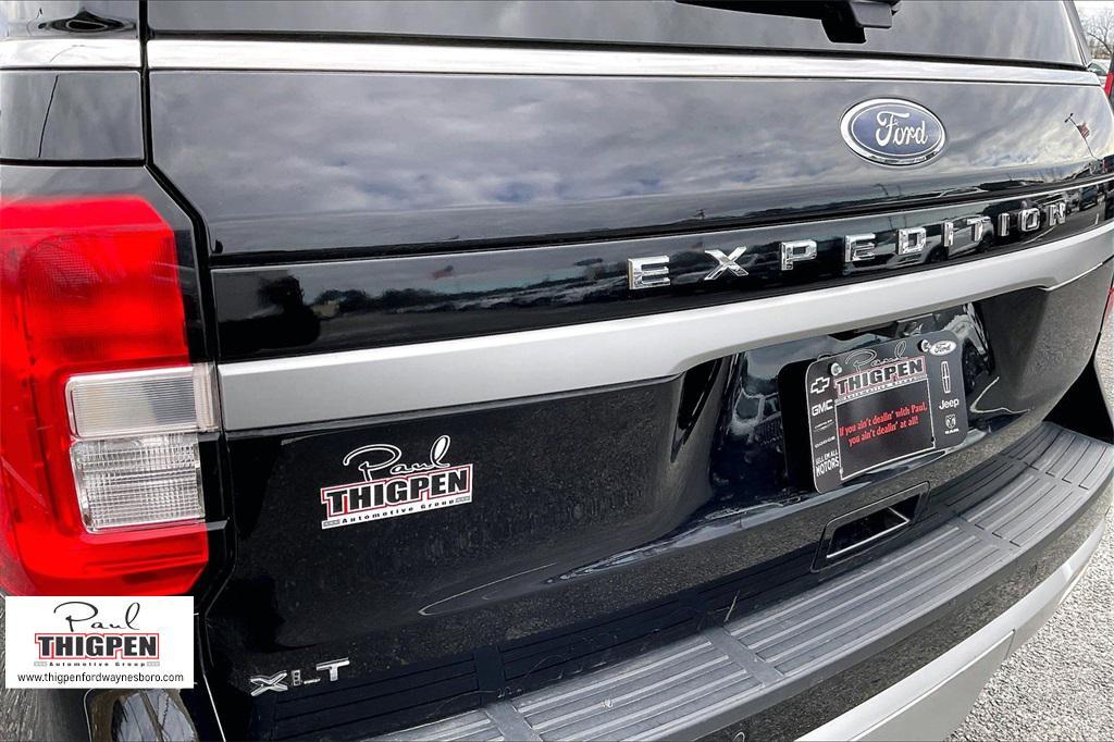 used 2024 Ford Expedition car, priced at $43,279