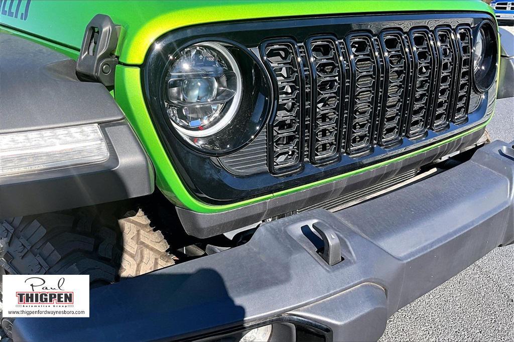 new 2025 Jeep Wrangler car