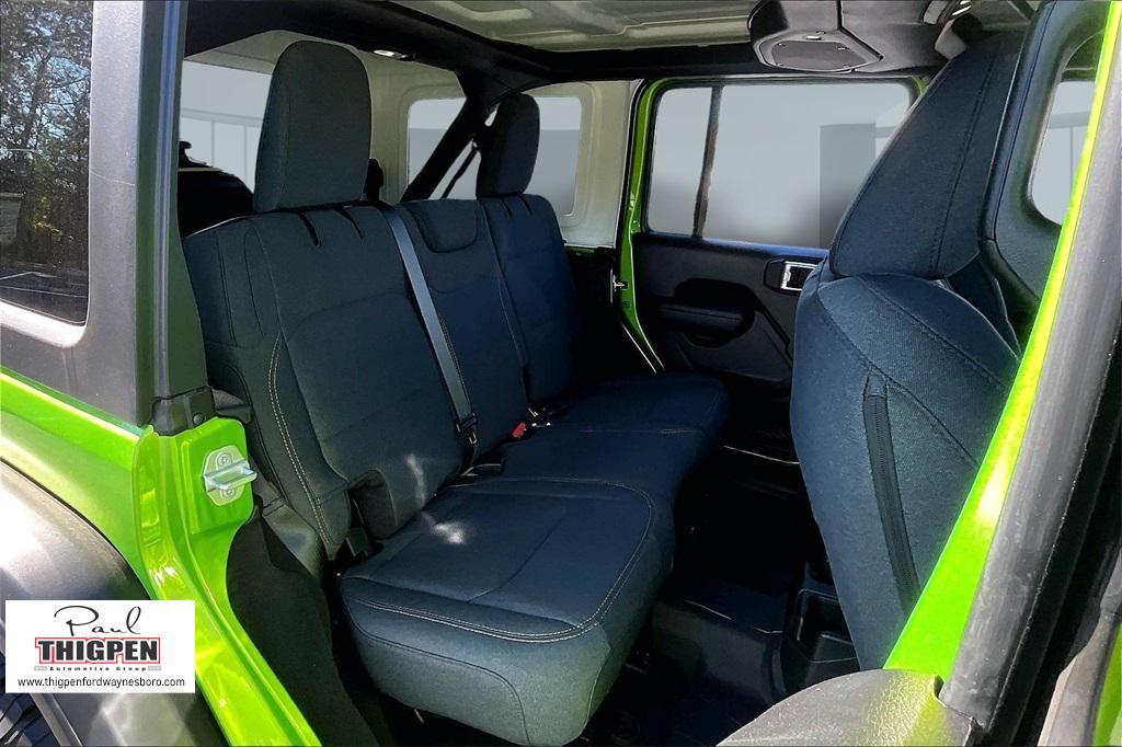 new 2025 Jeep Wrangler car