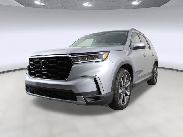 used 2023 Honda Pilot car, priced at $31,995