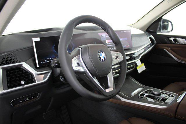 new 2026 BMW X7 car, priced at $95,935