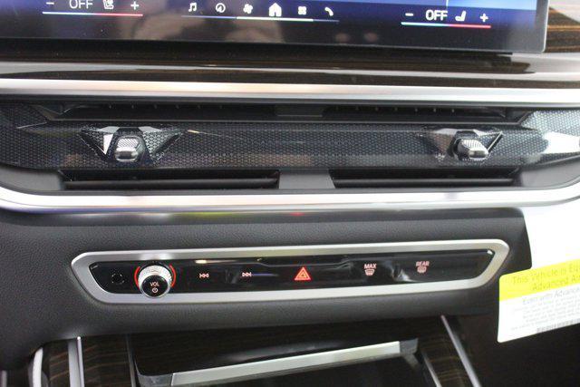 new 2026 BMW X7 car, priced at $94,185