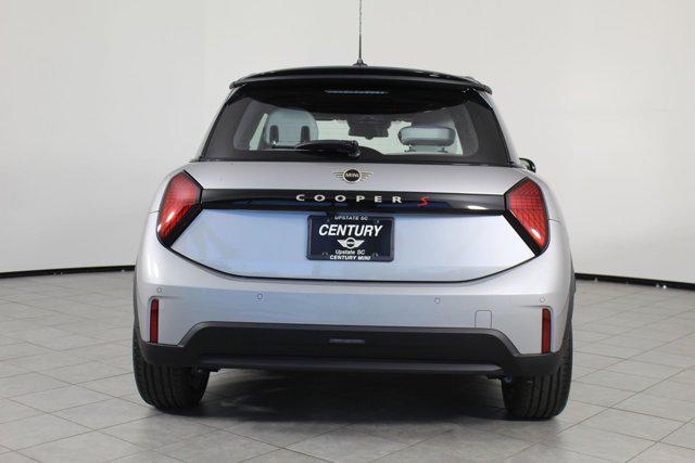 new 2026 MINI Hardtop car, priced at $39,455