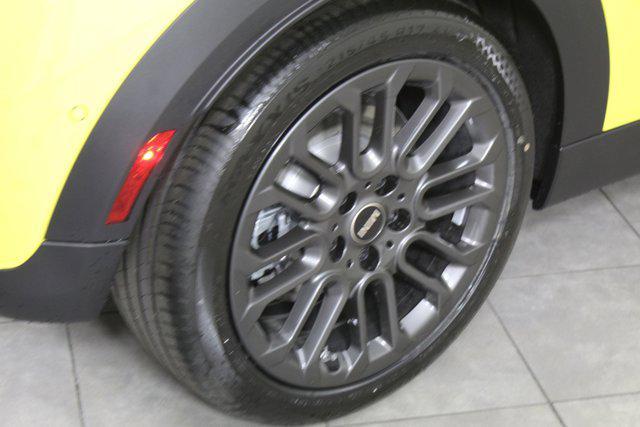 new 2025 MINI Hardtop car, priced at $38,025