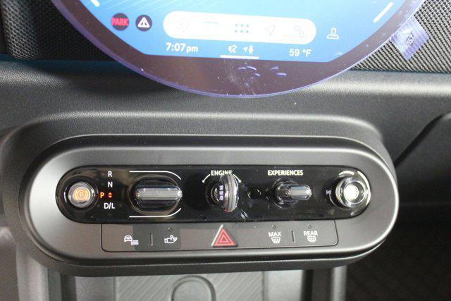 new 2025 MINI Hardtop car, priced at $38,025