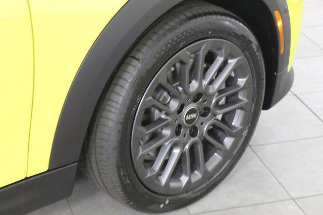 new 2025 MINI Hardtop car, priced at $38,025