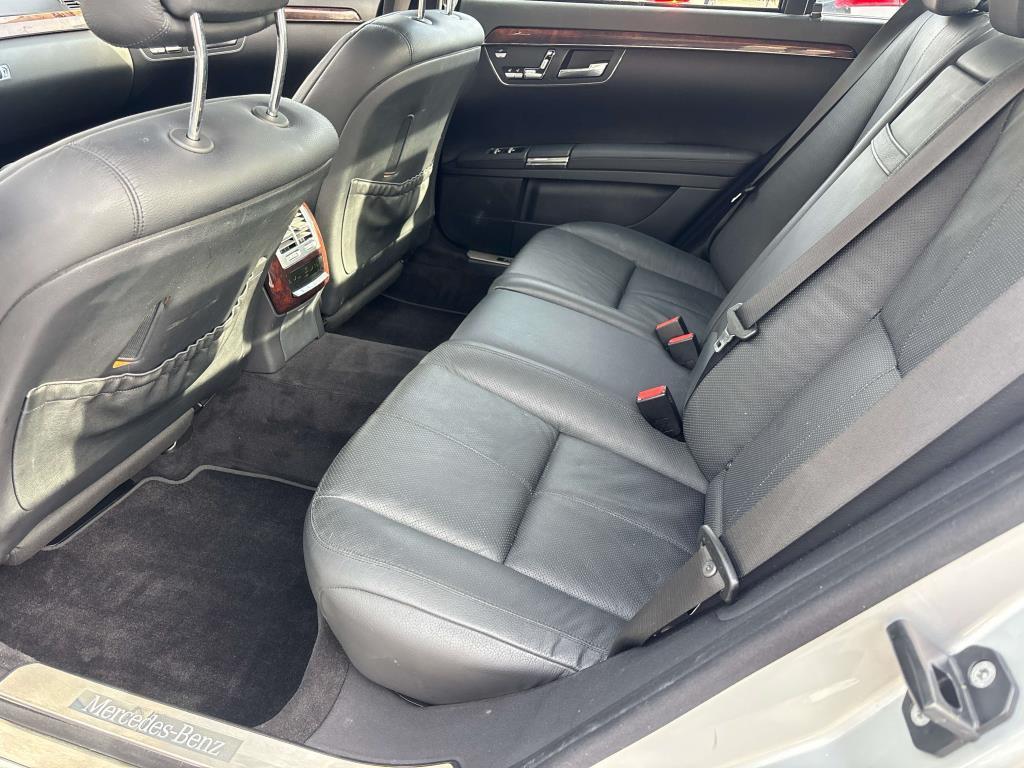 used 2009 Mercedes-Benz S-Class car, priced at $13,750