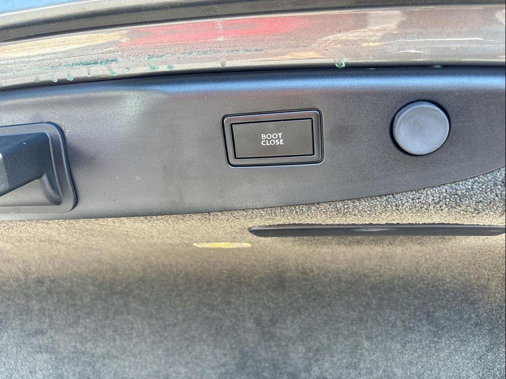 used 2014 Bentley Flying Spur car, priced at $51,995