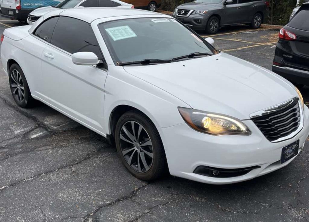 used 2012 Chrysler 200 car, priced at $8,995