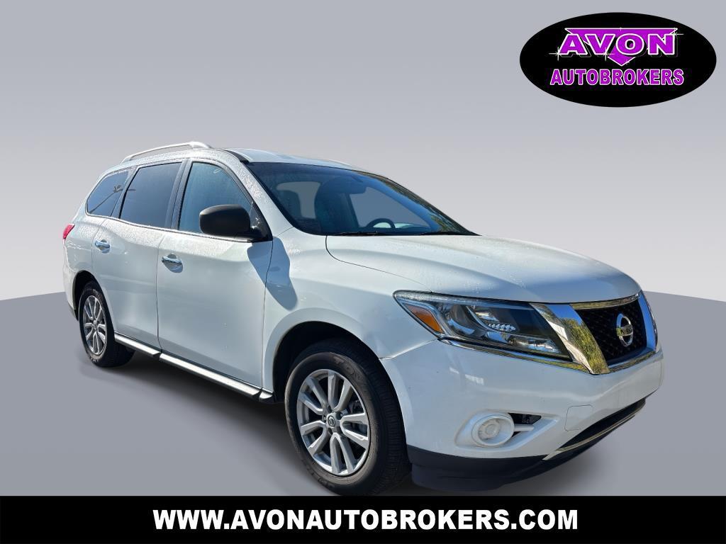 used 2015 Nissan Pathfinder car, priced at $10,995