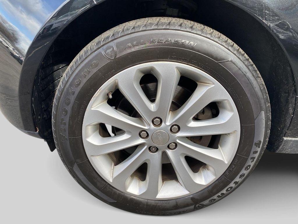 used 2014 Land Rover Range Rover car, priced at $18,895