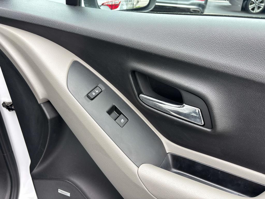 used 2015 Chevrolet Trax car, priced at $9,800