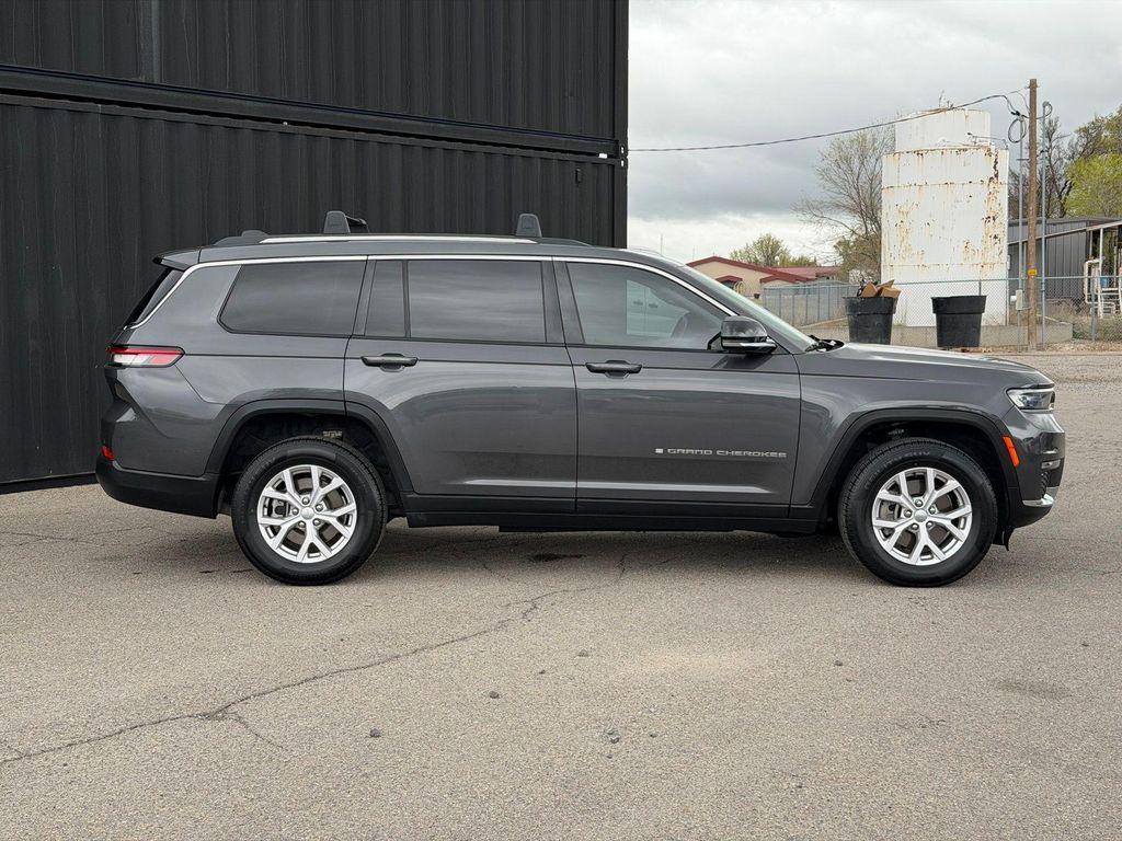 used 2021 Jeep Grand Cherokee L car, priced at $27,997