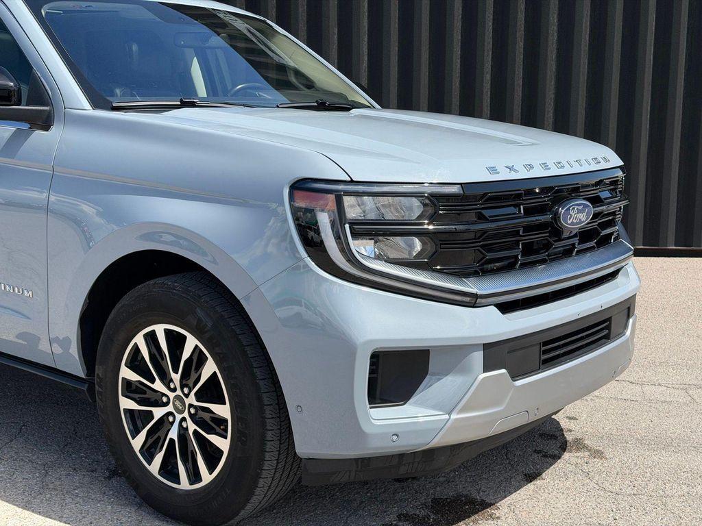 used 2025 Ford Expedition car, priced at $65,950