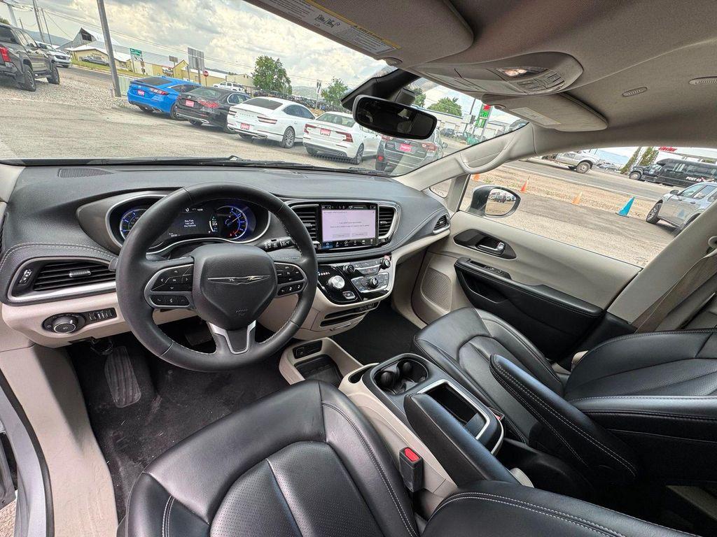 used 2023 Chrysler Pacifica Hybrid car, priced at $23,948