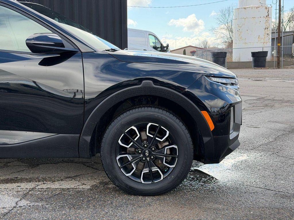 used 2023 Hyundai SANTA CRUZ car, priced at $23,777