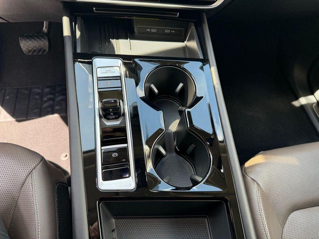 used 2025 Volkswagen Atlas car, priced at $38,999
