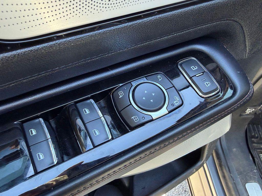 used 2021 Lincoln Aviator car, priced at $36,900