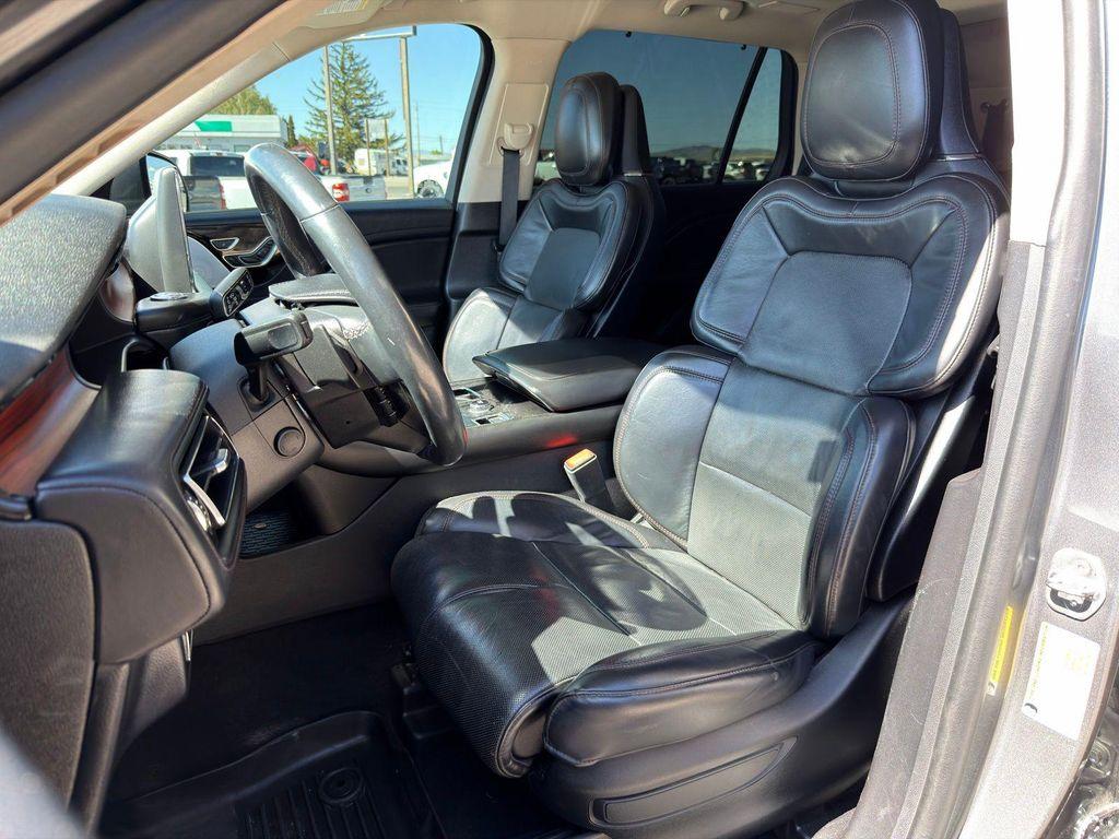 used 2021 Lincoln Aviator car, priced at $36,900
