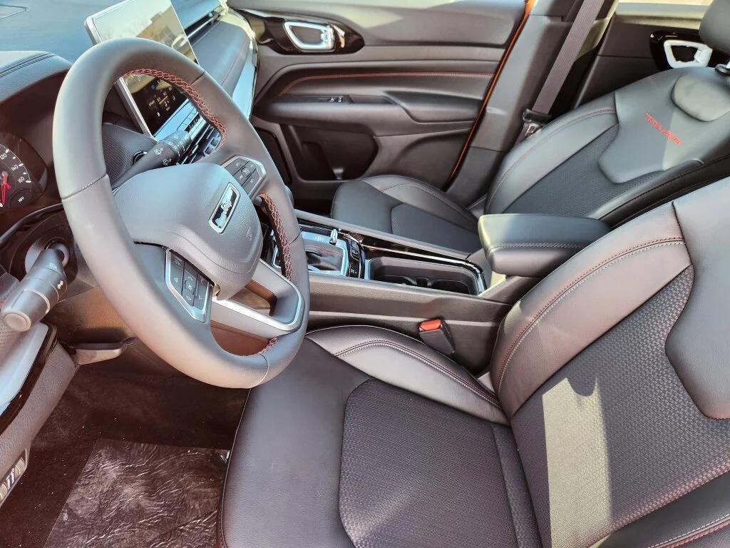 new 2026 Jeep Compass car, priced at $34,084