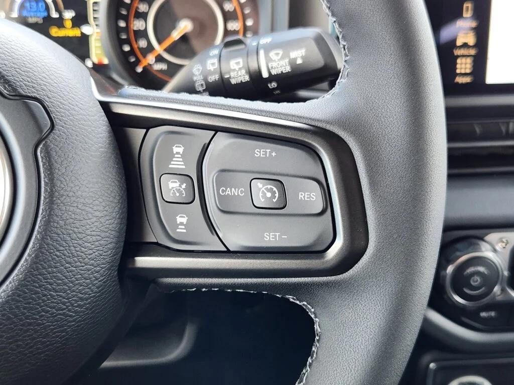 new 2025 Jeep Wrangler car, priced at $62,859